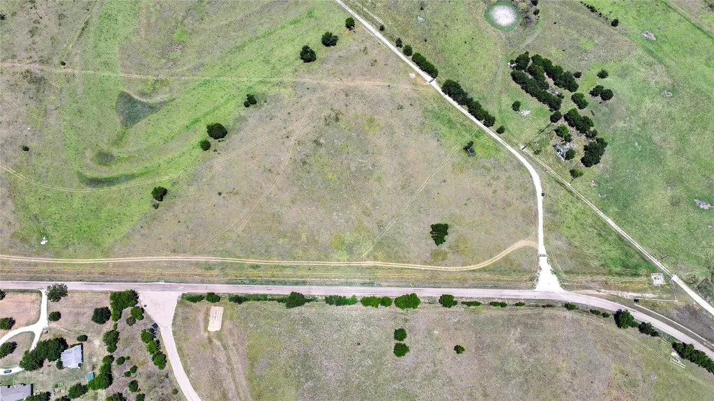 4800 Woodard Avenue Cleburne TX 76033