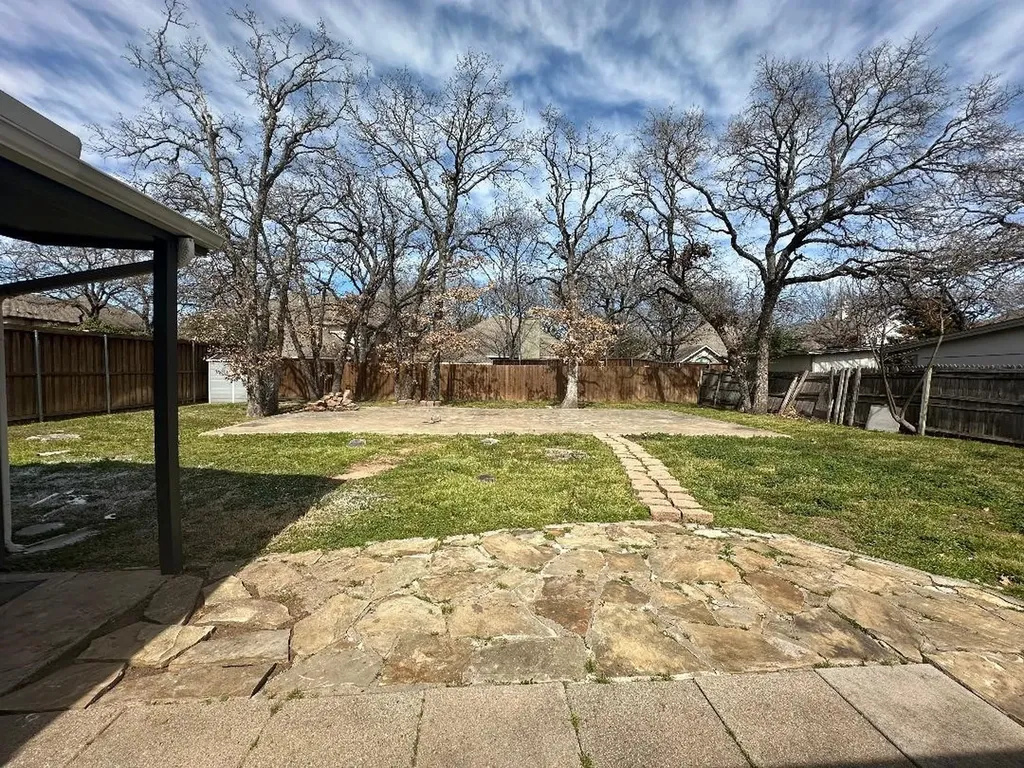 532 Oak Grove Lane Coppell TX 75019