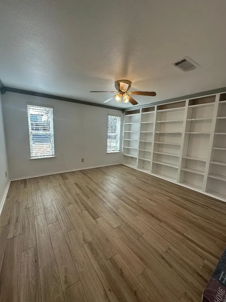 532 Oak Grove Lane Coppell TX 75019