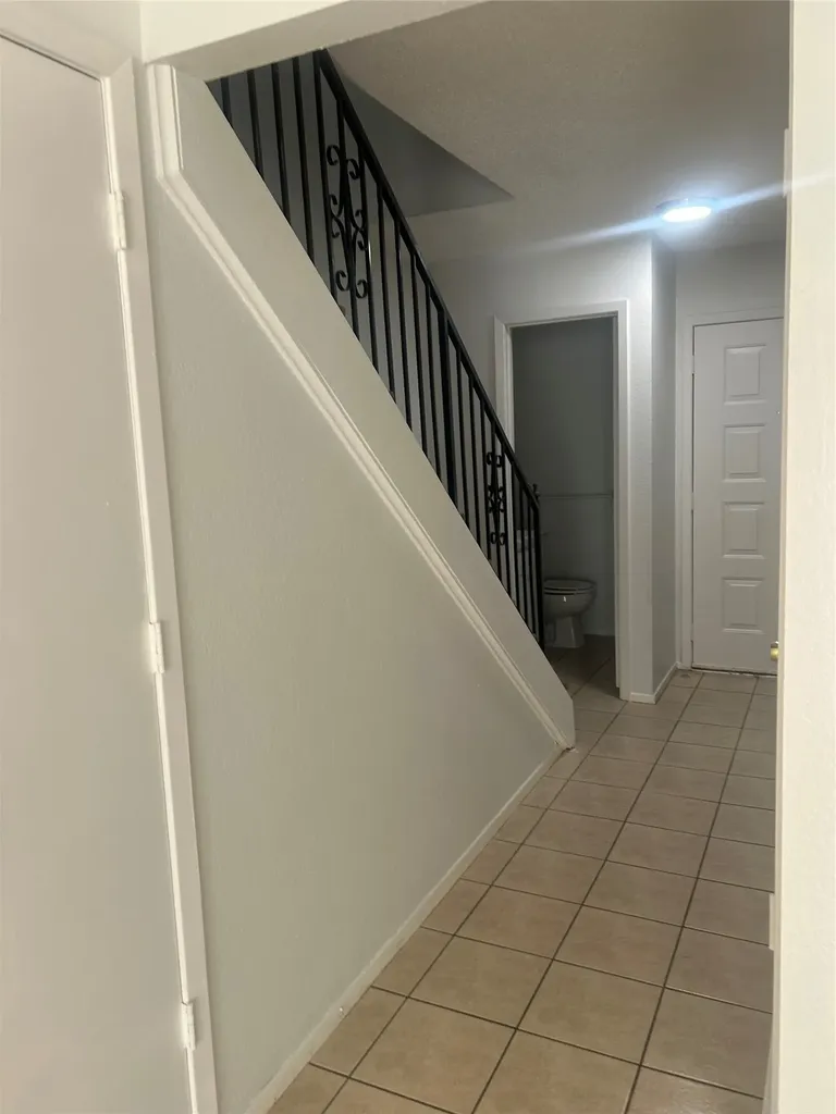 513 S Beverly Street Crowley TX 76036