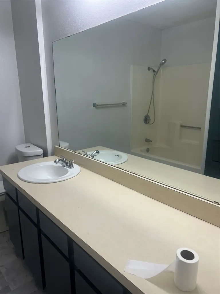 513 S Beverly Street Crowley TX 76036