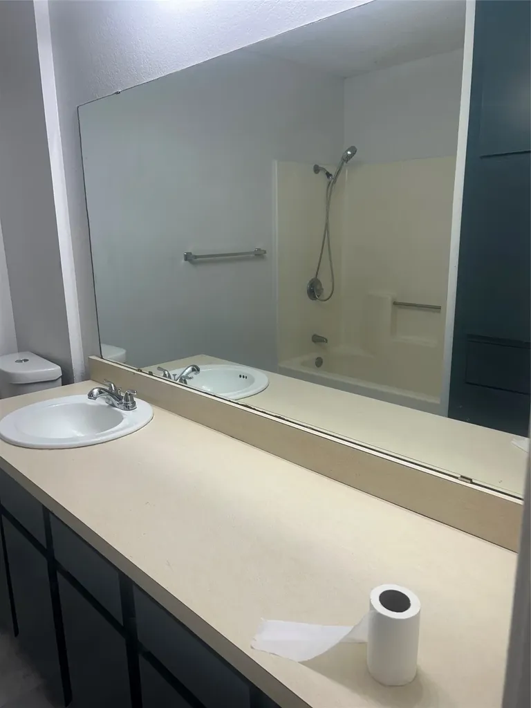 513 S Beverly Street Crowley TX 76036