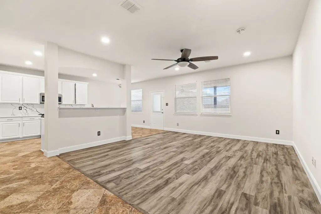 1937 Bradford Pear Square Little Elm TX 75068