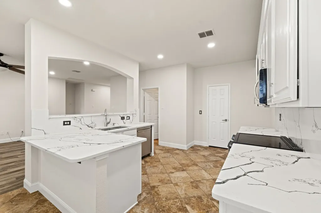 1937 Bradford Pear Square Little Elm TX 75068