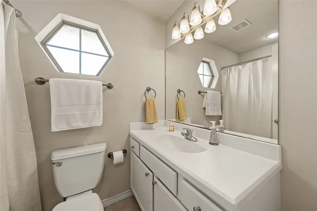 493 Rio Bonito Drive Robinson TX 76706