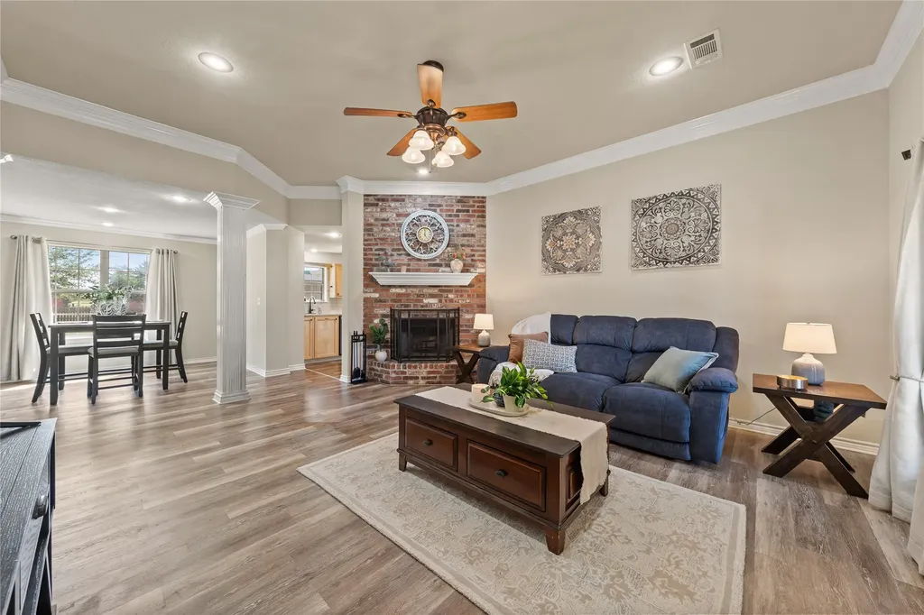 493 Rio Bonito Drive Robinson TX 76706