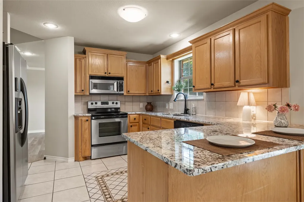 493 Rio Bonito Drive Robinson TX 76706