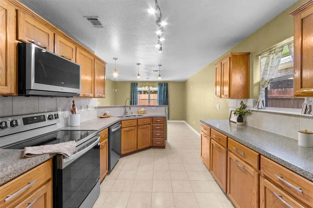 3709 S Llano Estacado Court Killeen TX 76549