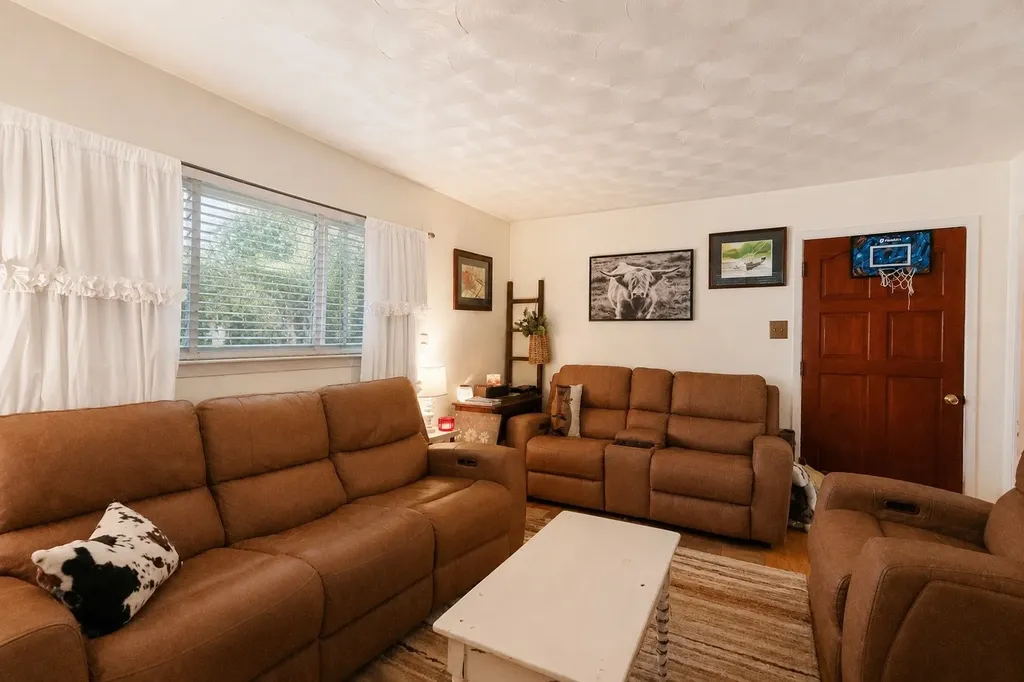 505 Lynda Lane Arlington TX 76010