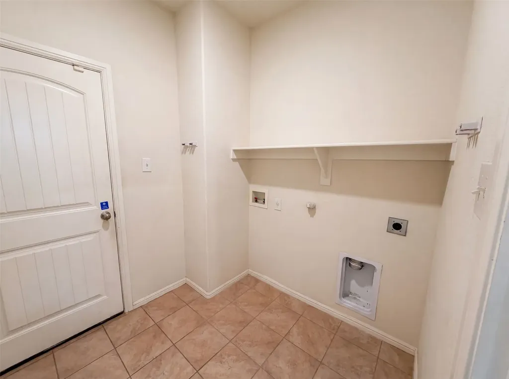 6337 Pontoon Street Fort Worth TX 76179