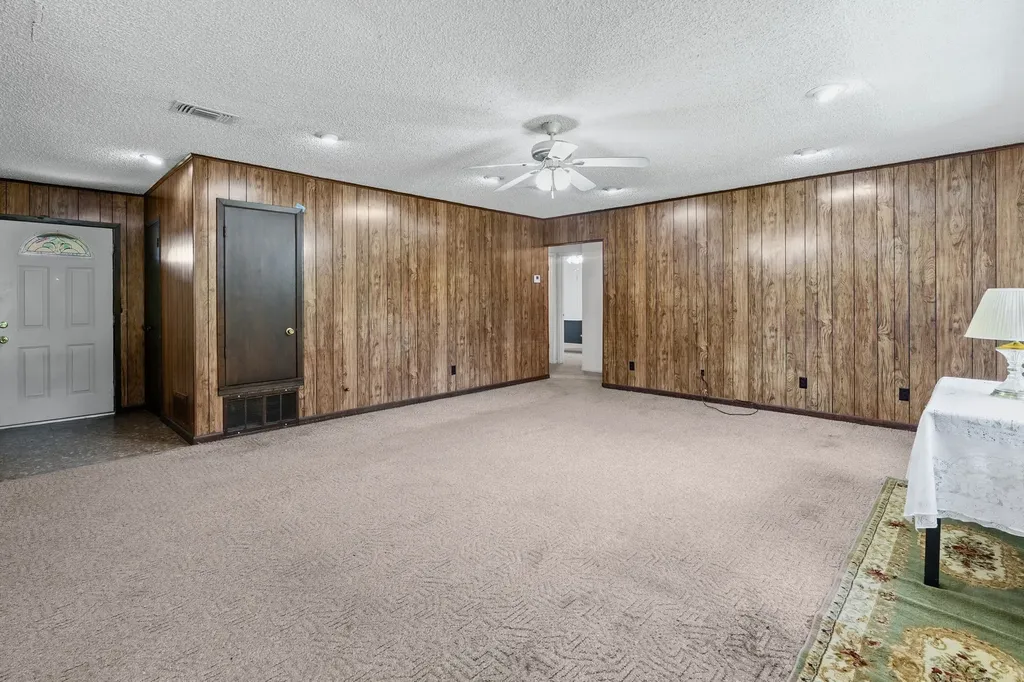 450 Rs County Road 4480 Point TX 75472