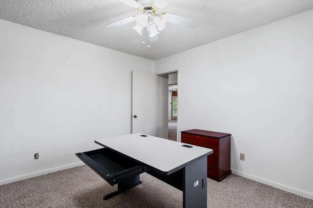 450 Rs County Road 4480 Point TX 75472