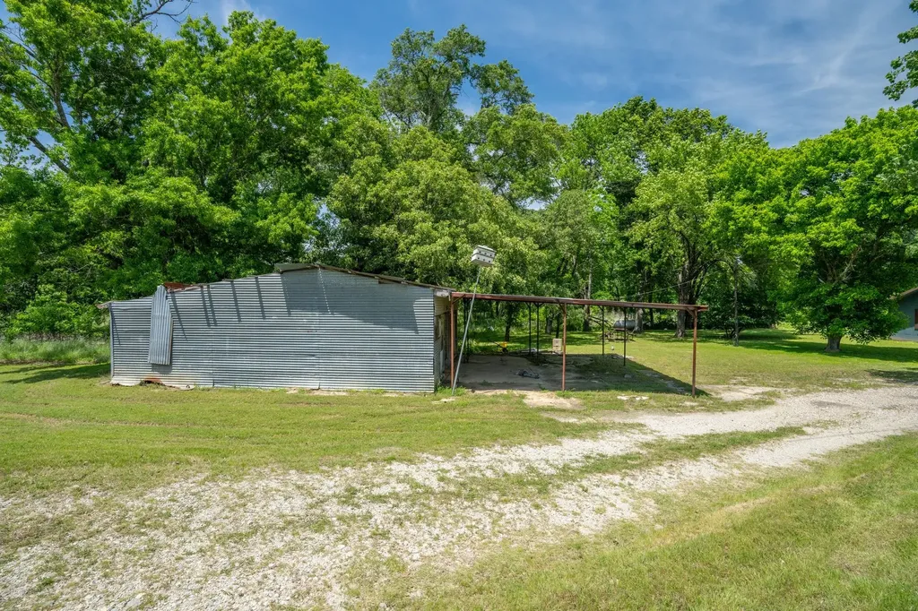 450 Rs County Road 4480 Point TX 75472