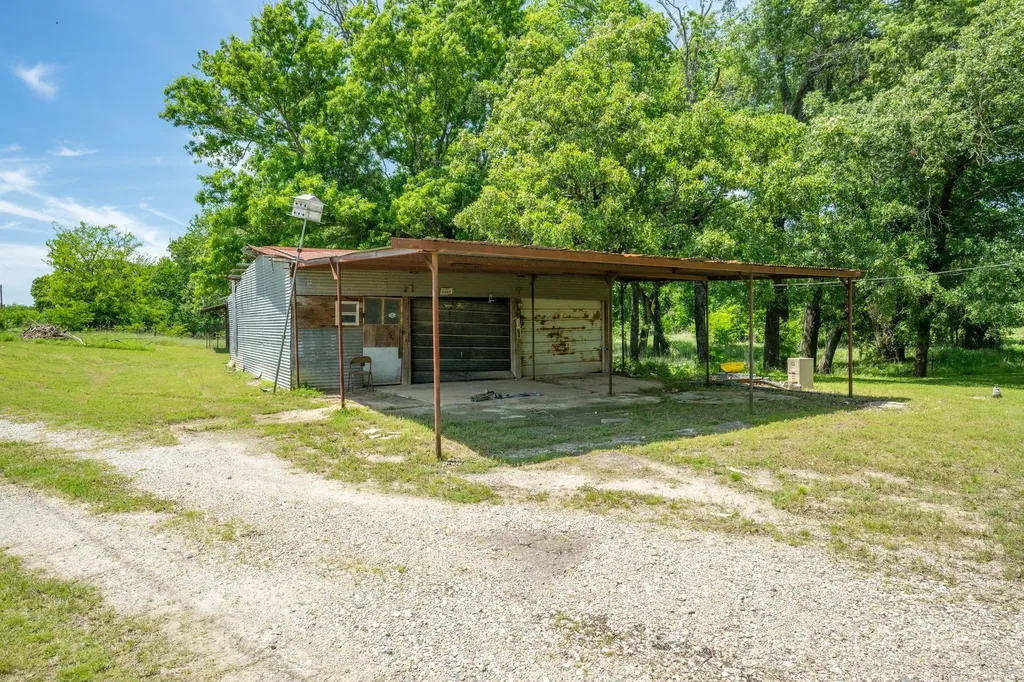 450 Rs County Road 4480 Point TX 75472