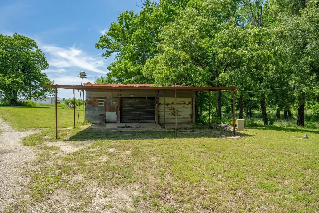 450 Rs County Road 4480 Point TX 75472
