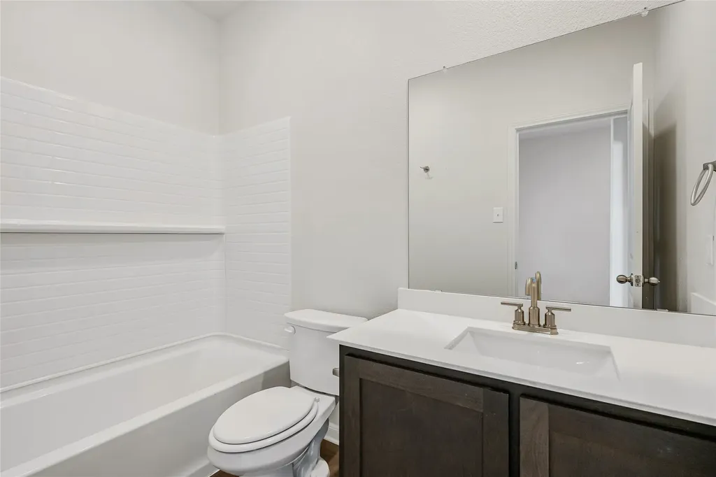 904 Cawthorne Trail Fort Worth TX 76108