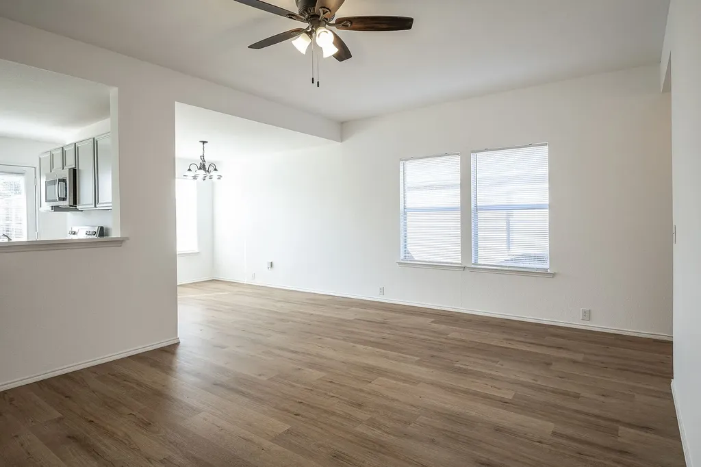 8924 King Ranch Drive Cross Roads TX 76227