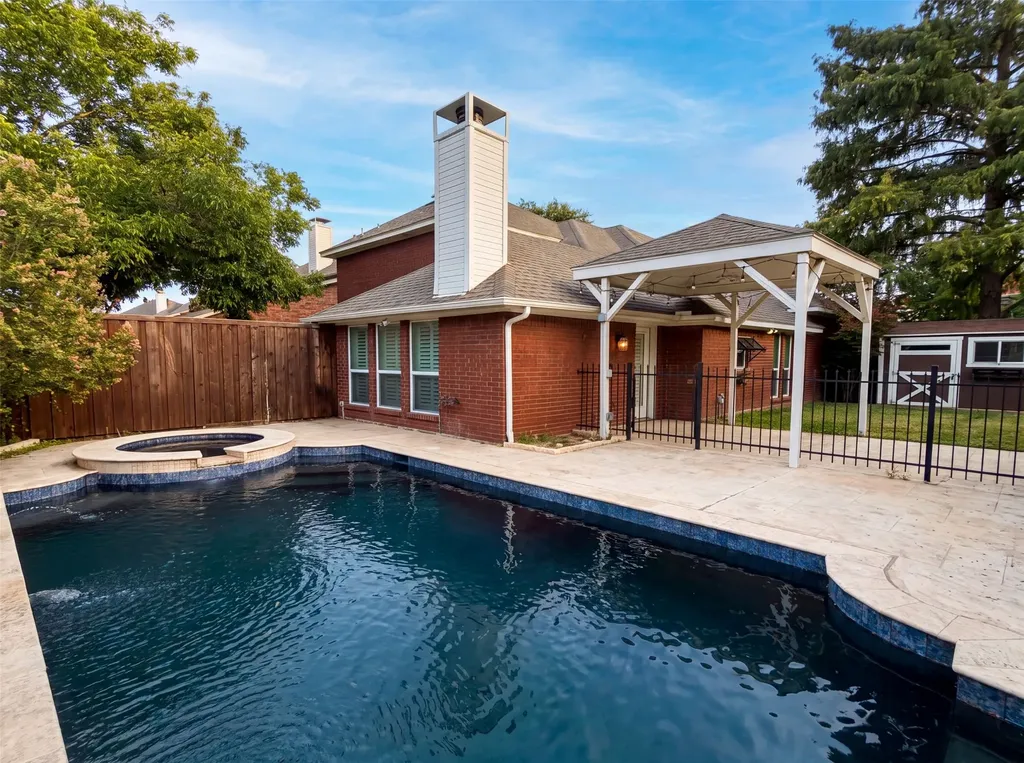 1416 Willow Wood Drive Carrollton TX 75010