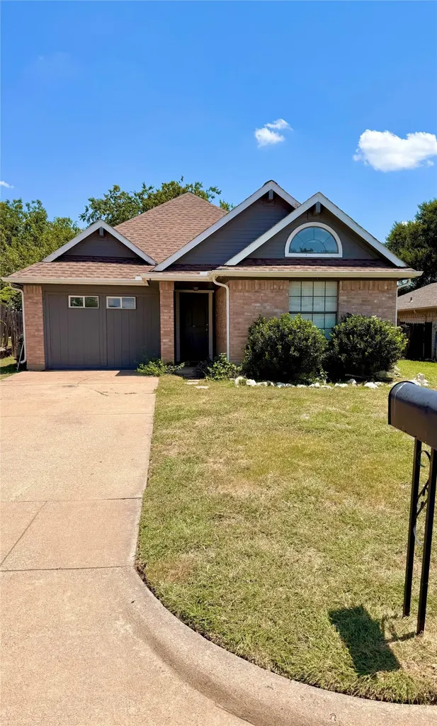 10208 Leatherwood Drive Fort Worth TX 76108