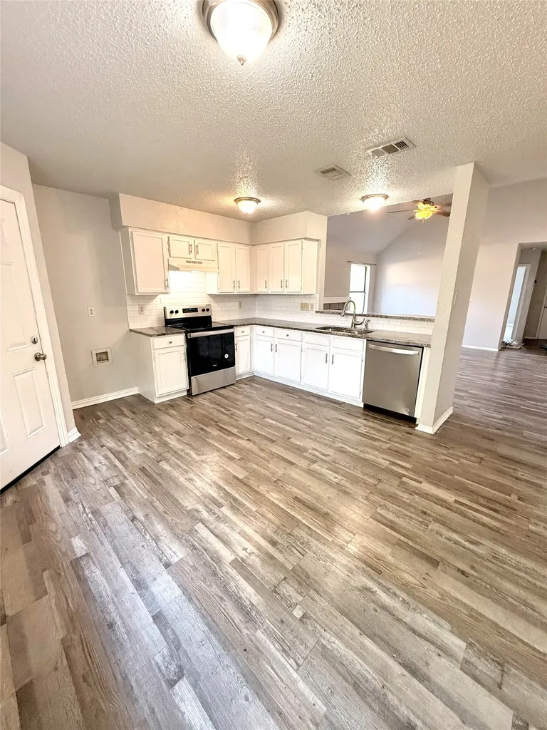 10208 Leatherwood Drive Fort Worth TX 76108