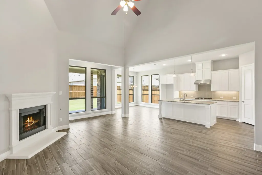 8336 Richmond The Colony TX 75056
