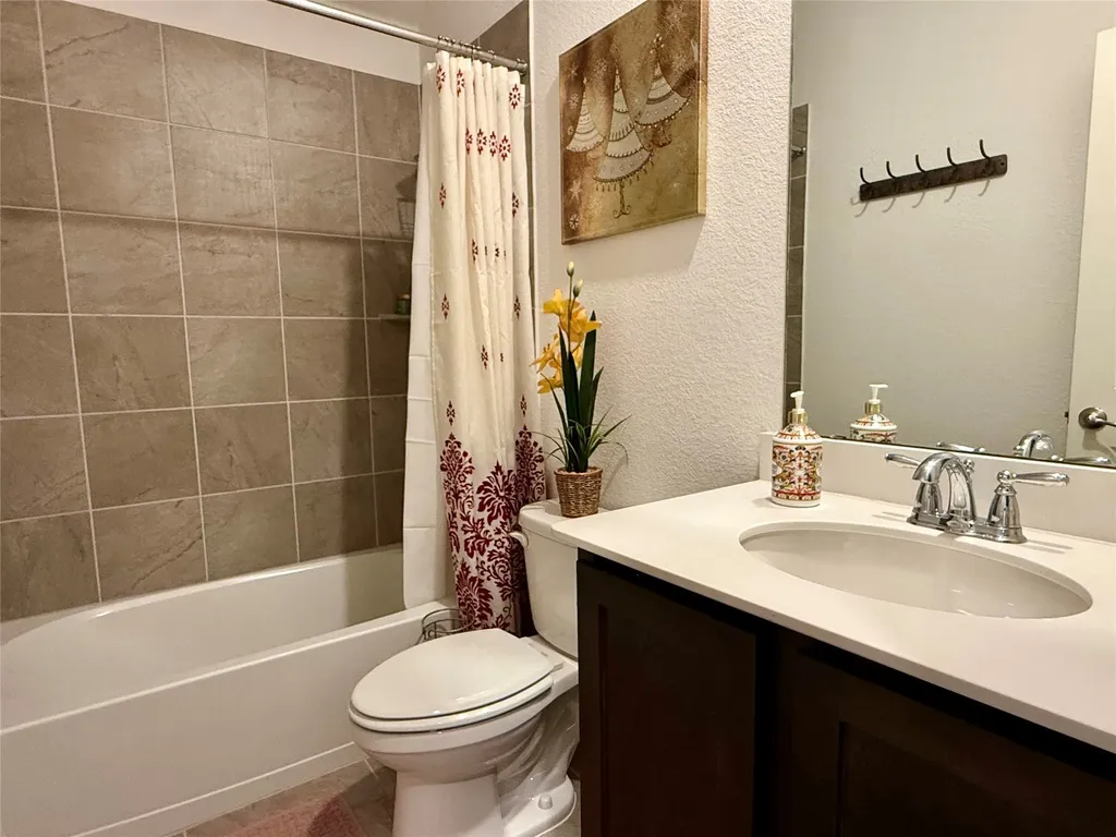 2704 Ainsworth Road Aubrey TX 76227