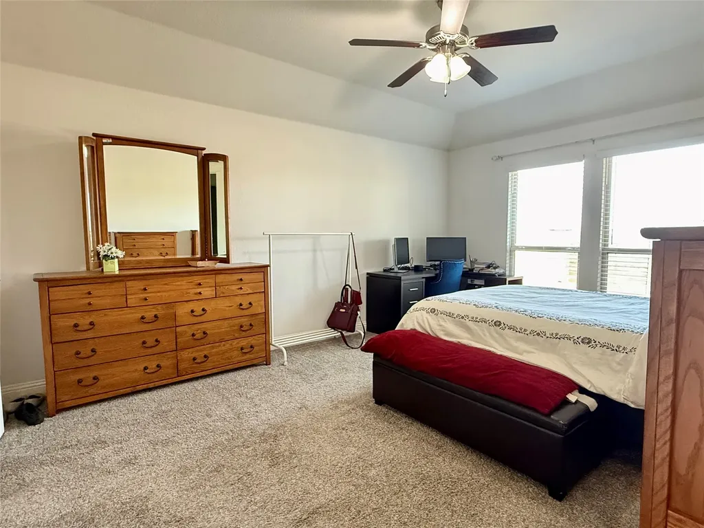 2704 Ainsworth Road Aubrey TX 76227