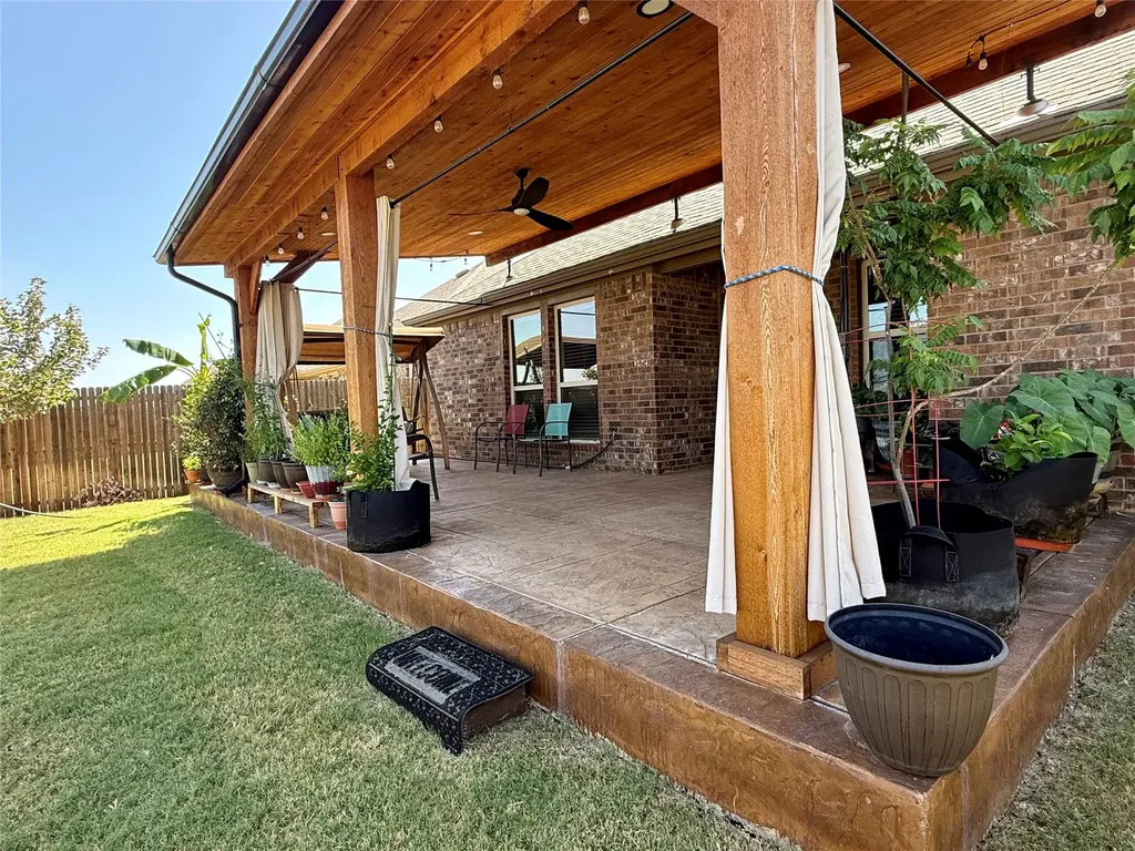 2704 Ainsworth Road Aubrey TX 76227