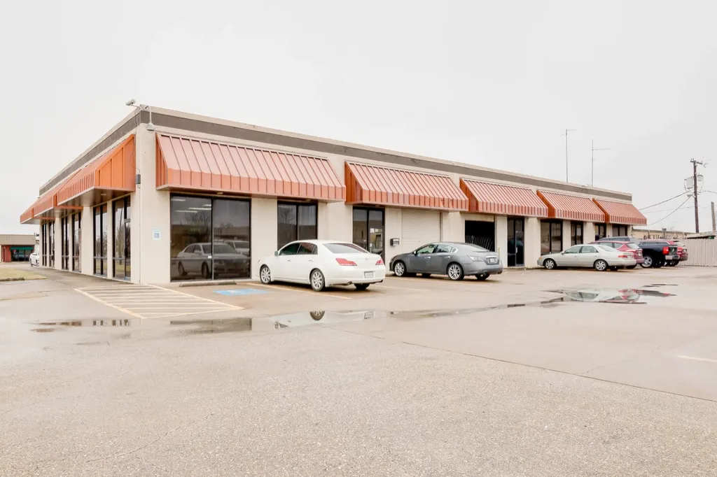 2321 W Arkansas Lane Pantego TX 76013