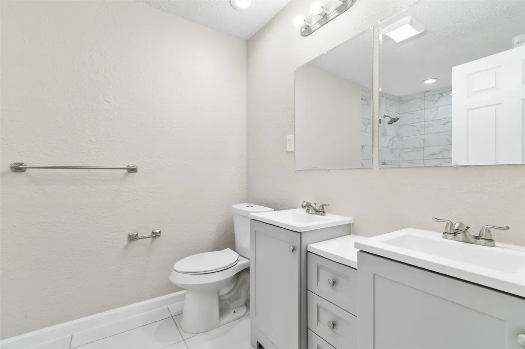2336 Glencrest Drive Fort Worth TX 76119