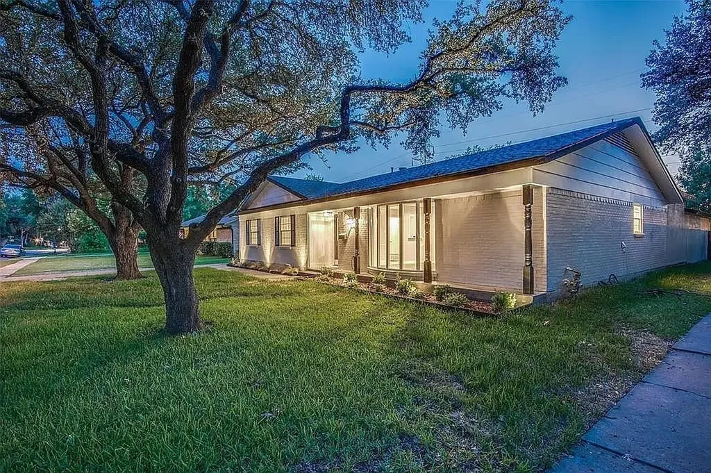 10443 Cromwell Drive Dallas TX 75229