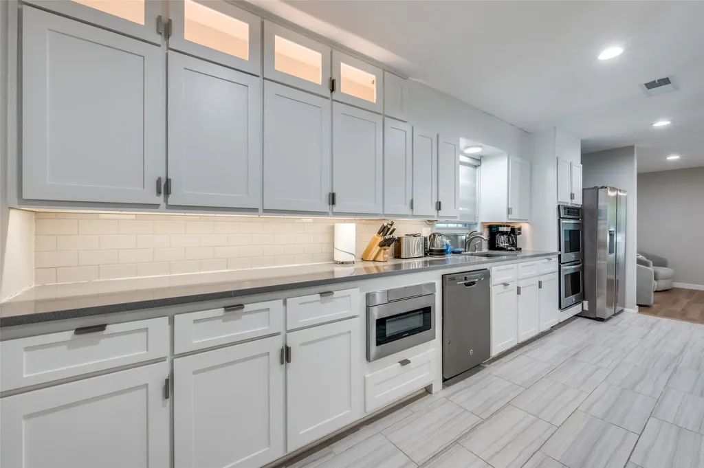 10443 Cromwell Drive Dallas TX 75229