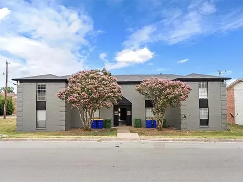 1607 Mary K Lane White Settlement TX 76108