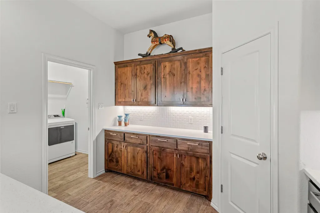 6921 Trail Rock Drive Benbrook TX 76126
