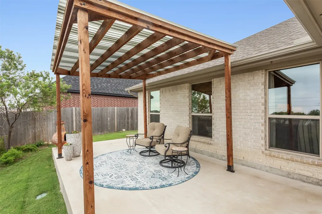 6921 Trail Rock Drive Benbrook TX 76126