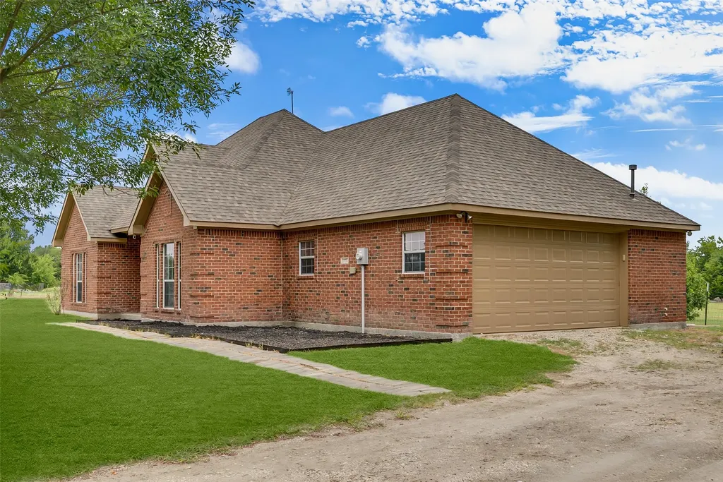 18723 Sims Lane Nevada TX 75173