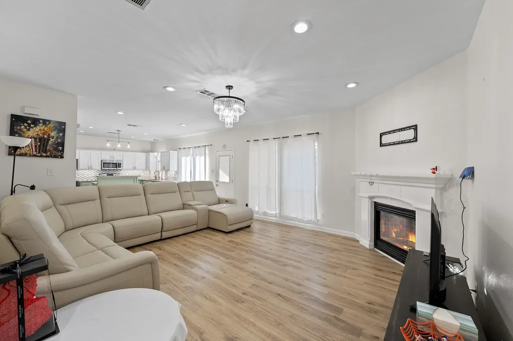 5921 Ash Flat Drive Fort Worth TX 76131