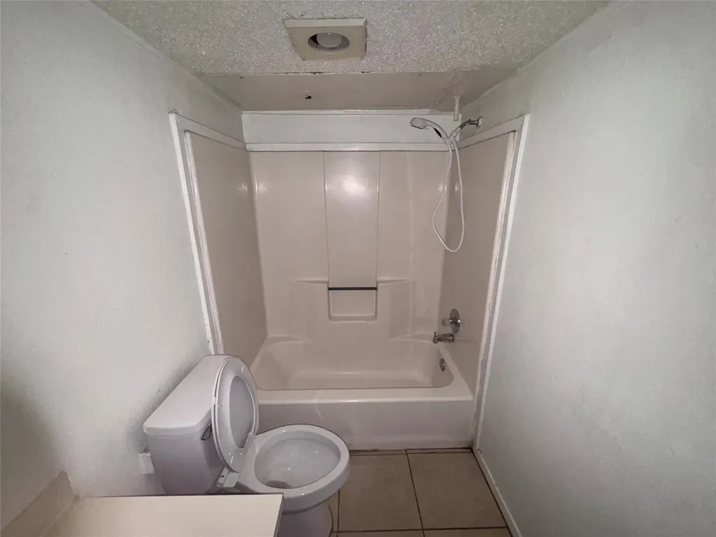 1209 Meriweather Avenue Fort Worth TX 76115