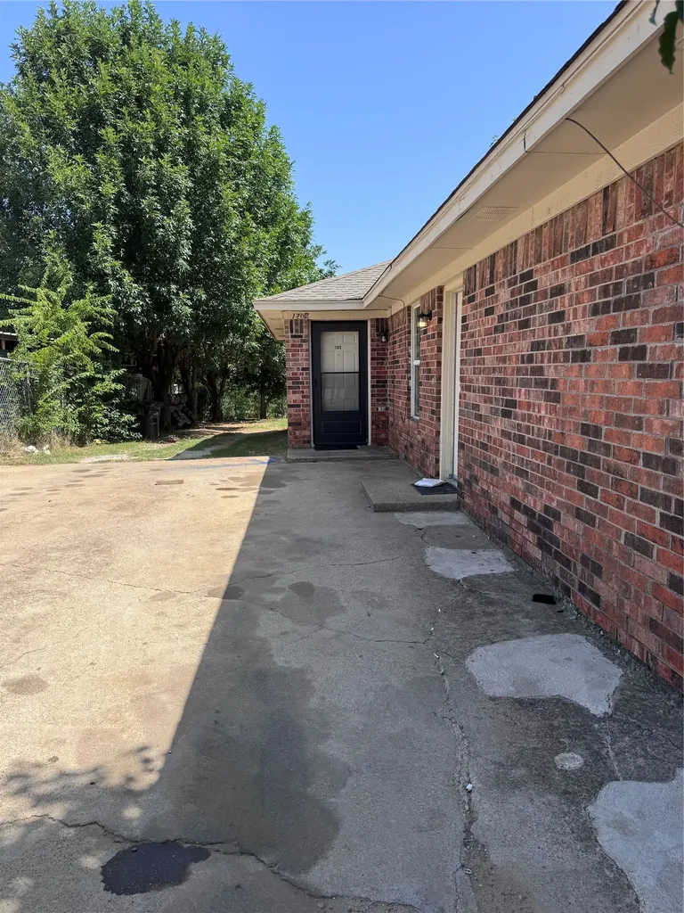 1209 Meriweather Avenue Fort Worth TX 76115
