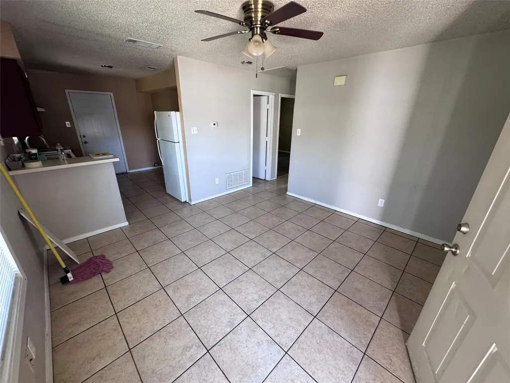 1209 Meriweather Avenue Fort Worth TX 76115