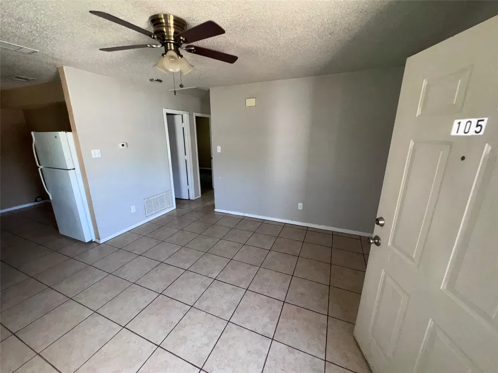 1209 Meriweather Avenue Fort Worth TX 76115