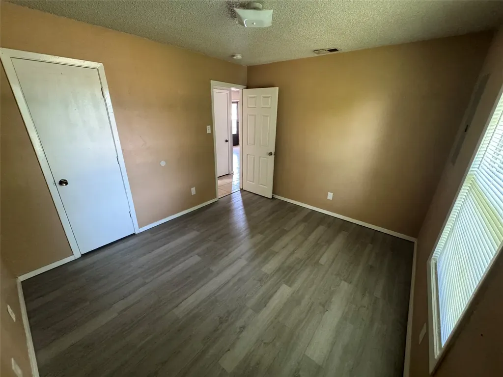 1209 Meriweather Avenue Fort Worth TX 76115