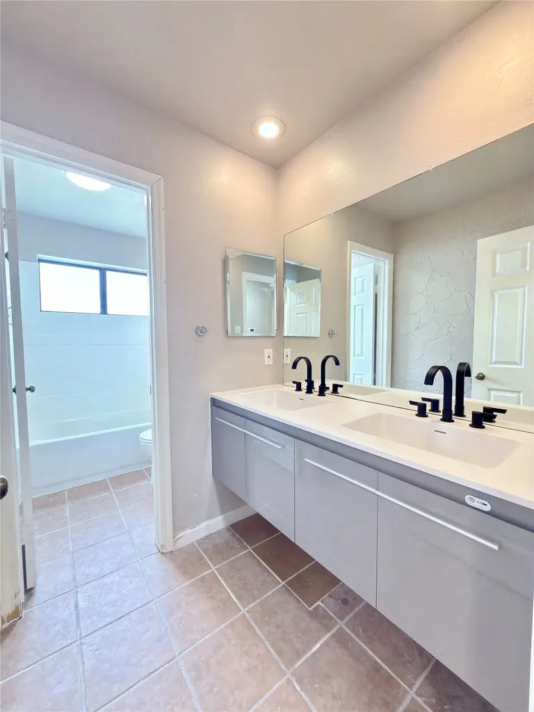 4205 Starboard Trail Rowlett TX 75088