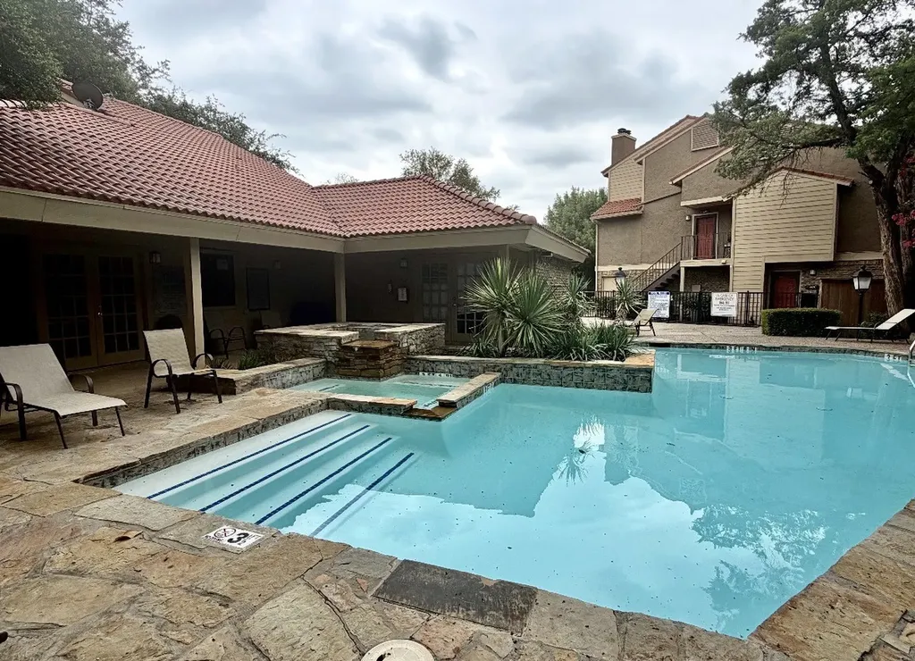 5200 Martel Avenue Dallas TX 75206