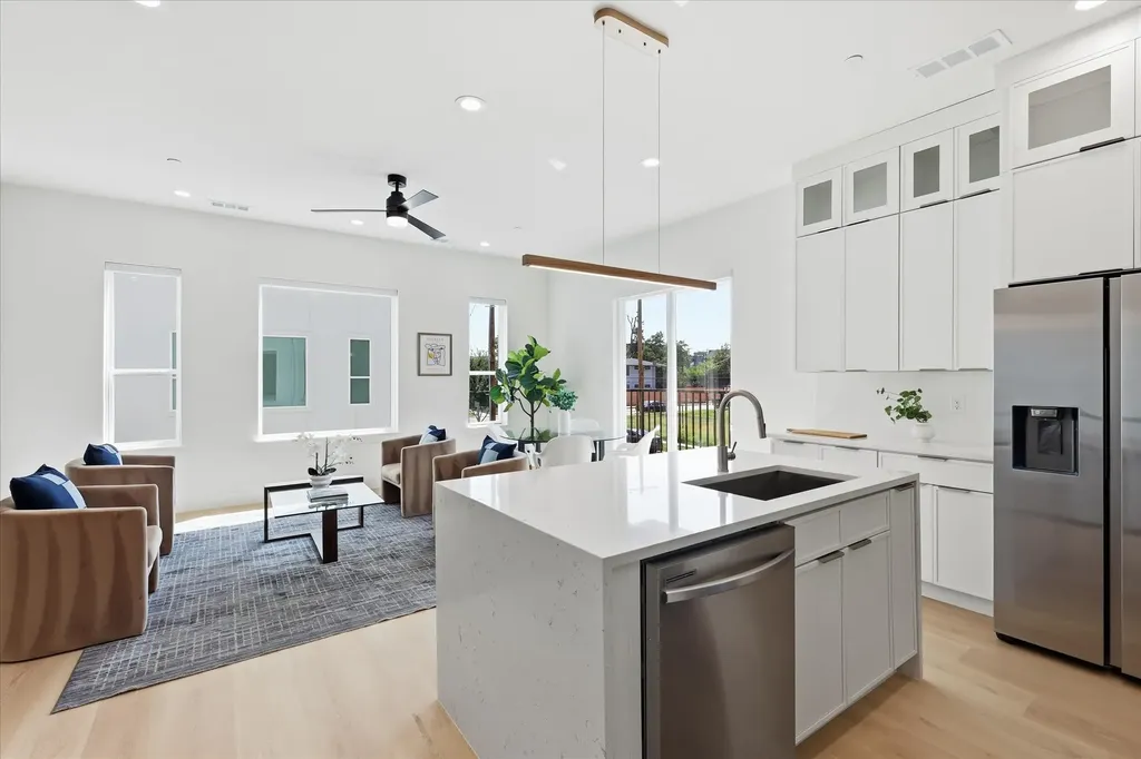 4315 San Jacinto Street Dallas TX 75204