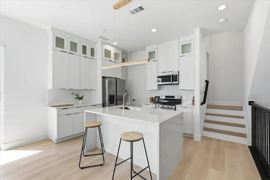 4315 San Jacinto Street Dallas TX 75204