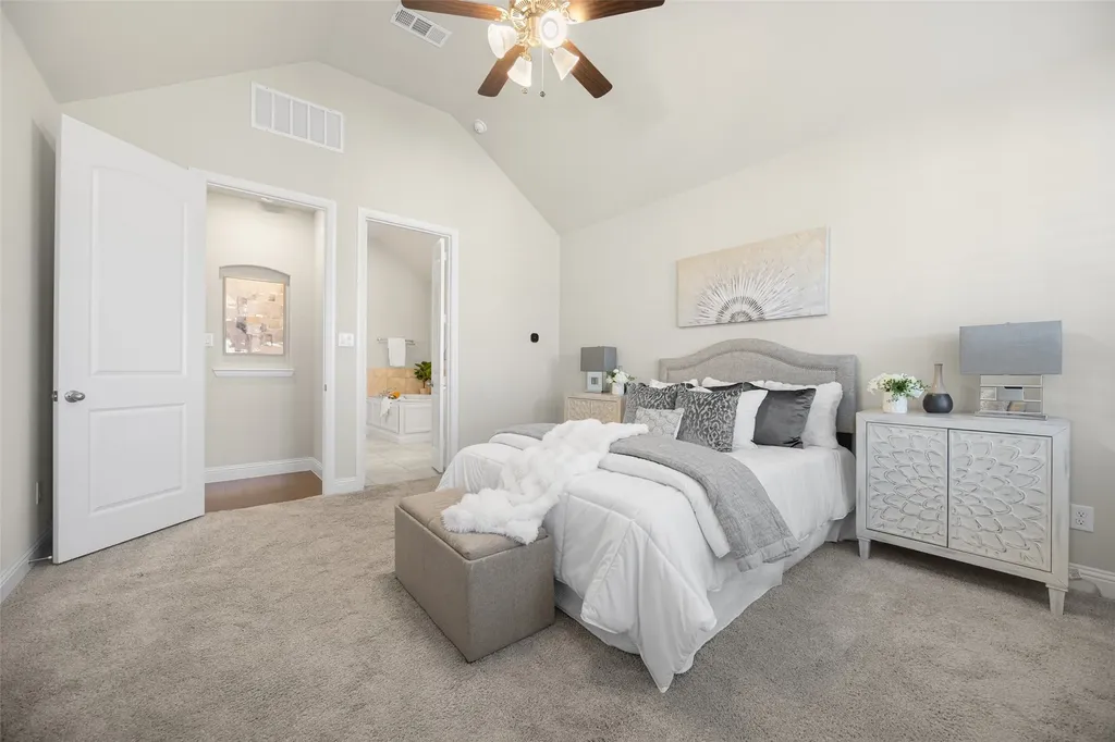 517 Lake Livingston Trail Mckinney TX 75071