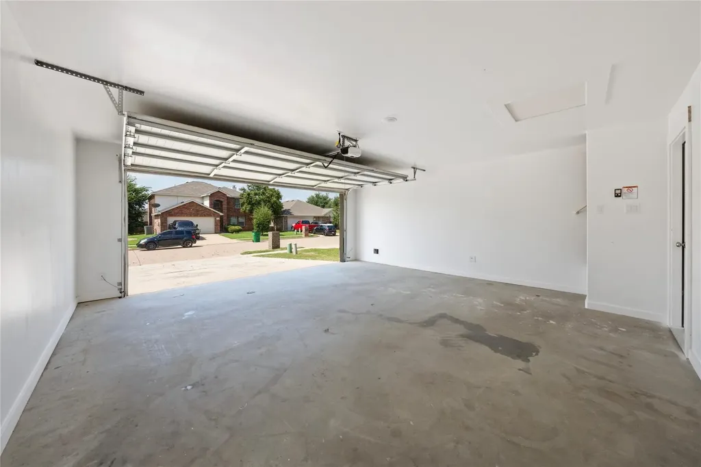 1148 Maplewood Lane Crowley TX 76036