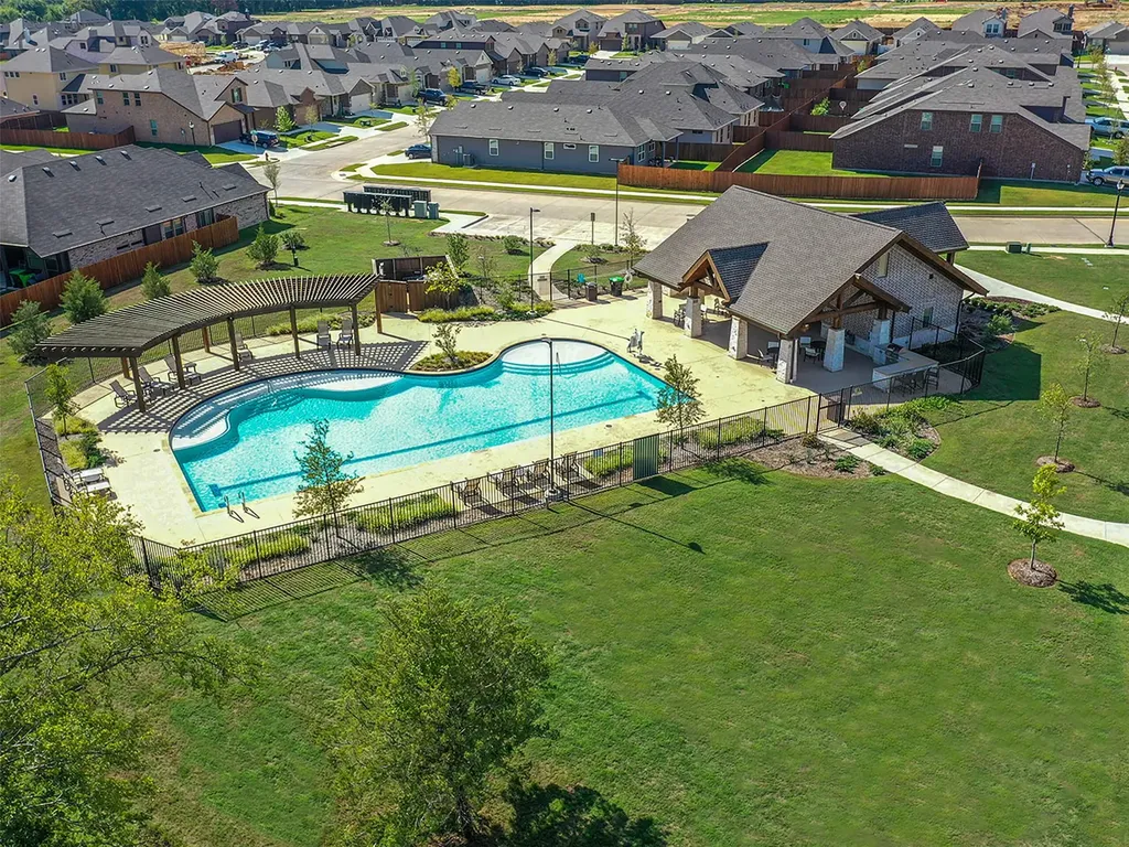 1017 King Street Aubrey TX 76227