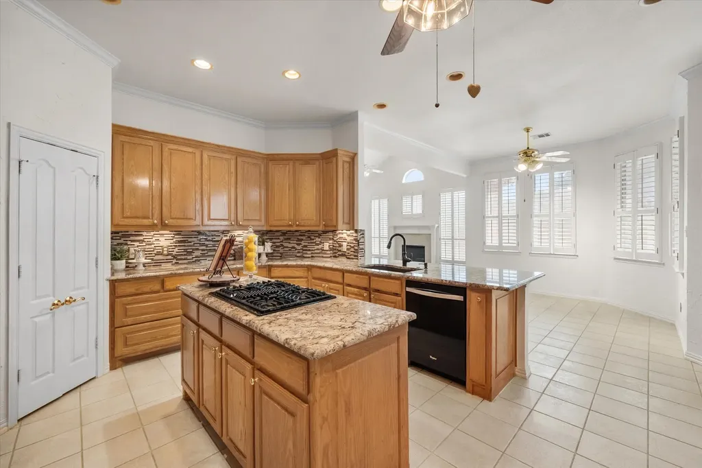 1013 Brook Arbor Drive Mansfield TX 76063